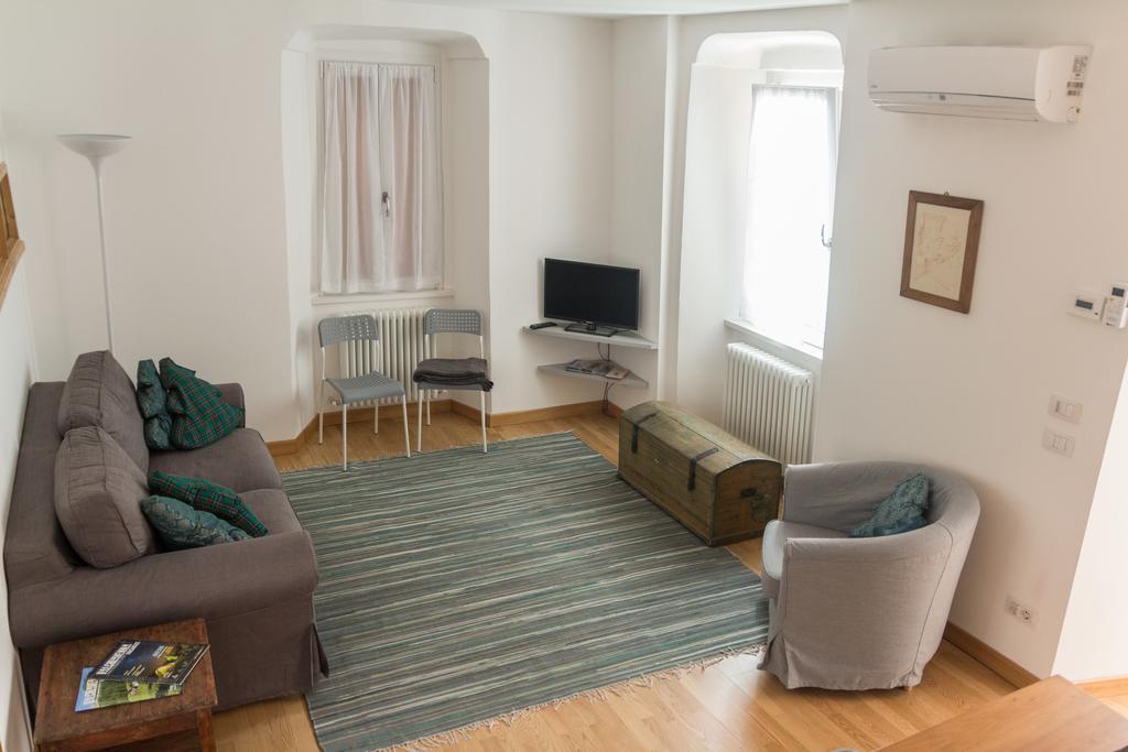 La Sciora Oliva Aparthotel Chiavenna Bagian luar foto