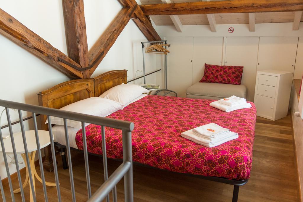 La Sciora Oliva Aparthotel Chiavenna Bagian luar foto